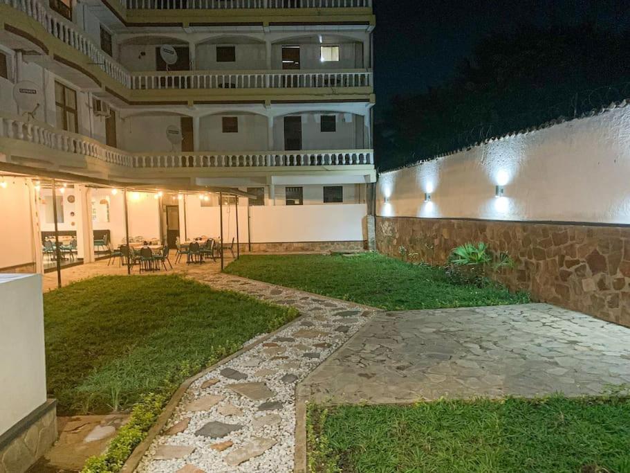 City Center Apartments Bużumbura Zewnętrze zdjęcie